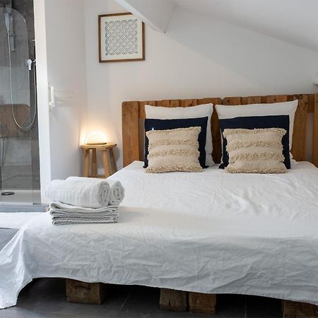 Mas Lafleur Bed & Breakfast ชาโตเรอนาร์ ภายนอก รูปภาพ