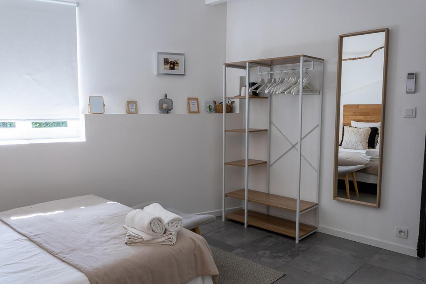 Mas Lafleur Bed & Breakfast ชาโตเรอนาร์ ภายนอก รูปภาพ